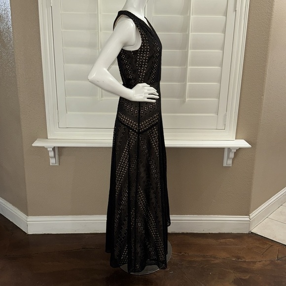 White House Black Market Eyelet Maxi Dress with Slit - Picture 4 of 11